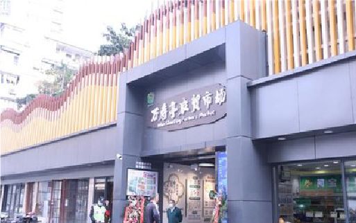 钟山装招牌时，需要注意什么？